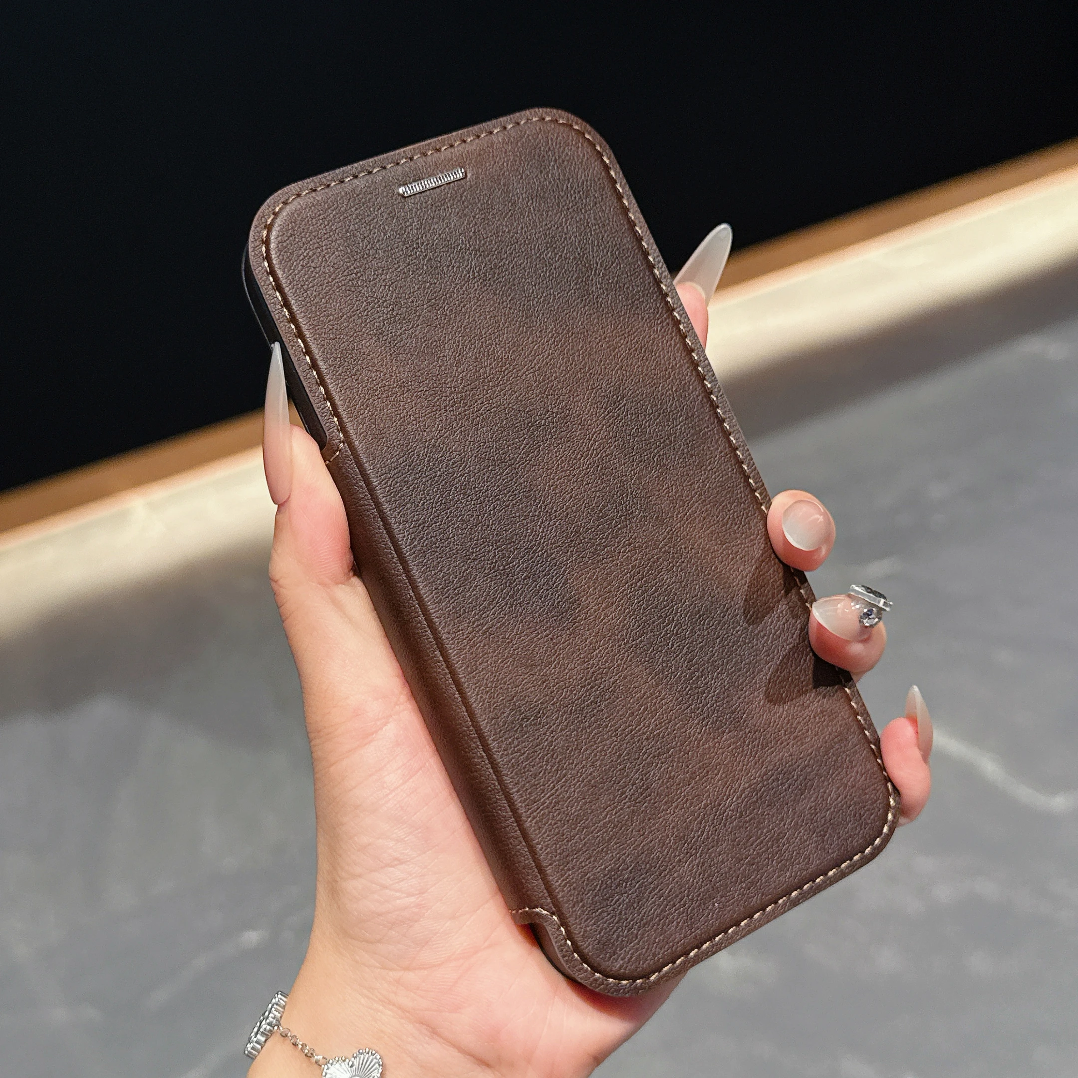 Для Google Pixel 10 Pro XL/Pixel 9 Pro XL/Pixel 8 8A 9A кожаный магнитный кронштейн для беспроводной зарядки чехол для телефона защитный чехол
Для Google Pixel 10 Pro XL/Pixel 9 Pro XL/Pixel 8 8A 9A кожаный магнитный кронштейн для беспроводной зарядки чехол для телефона защитный чехол