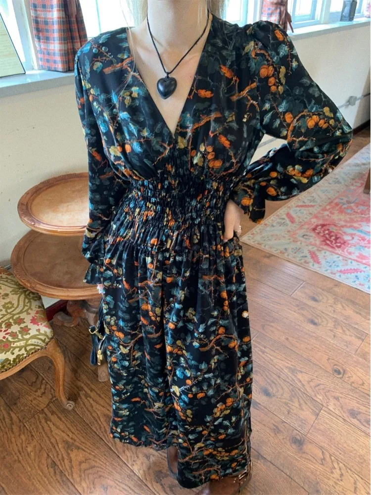 plus Size Floral Print V-Neck Dress Slimming Waist Design Korean Style A-Line Long Dress Casual Wear Autumn Season Ladies' Dress
plus Size Floral Print V-Neck Dress Slimming Waist Design Korean Style A-Line Long Dress Casual Wear Autumn Season Ladies' Dress