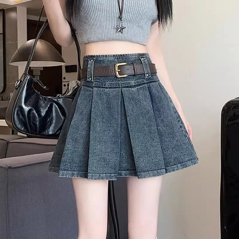 High Waisted Design Short Skirt Denim Half Skirt Women's High Waisted Versatile Slimming A-Line Pleated Skirt - with Belt
High Waisted Design Short Skirt Denim Half Skirt Women's High Waisted Versatile Slimming A-Line Pleated Skirt - with Belt