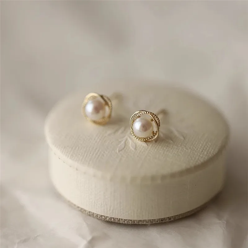 925 Sterling Silver Plated 14k Gold Korean Style Elegant Pearl Stud Earrings Women Wedding Gift Jewelry
925 Sterling Silver Plated 14k Gold Korean Style Elegant Pearl Stud Earrings Women Wedding Gift Jewelry