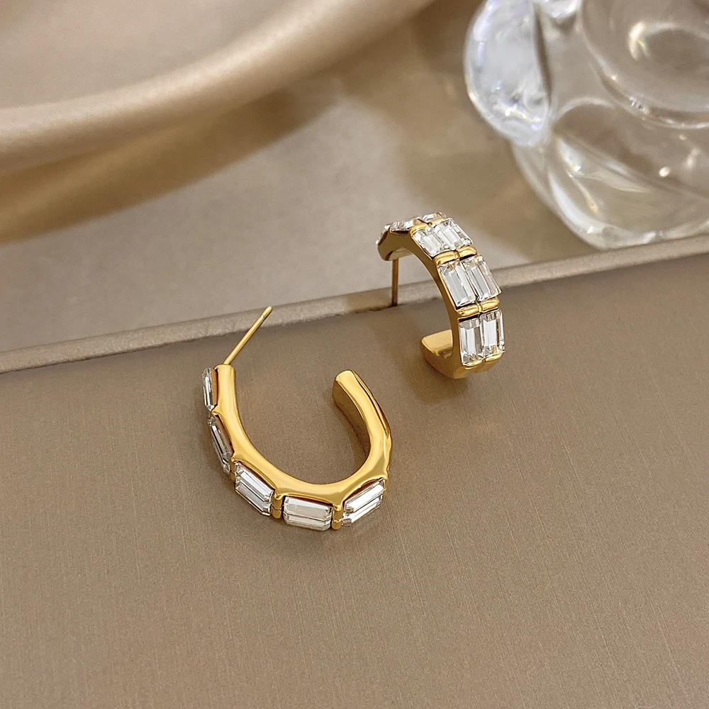 DODOHAO Luxury Square Zircon Inlaid C-Shaped Stainless Steel Earrings for Women Waterproof Non Fade Golden Earring Charm Jewelry
DODOHAO Luxury Square Zircon Inlaid C-Shaped Stainless Steel Earrings for Women Waterproof Non Fade Golden Earring Charm Jewelry