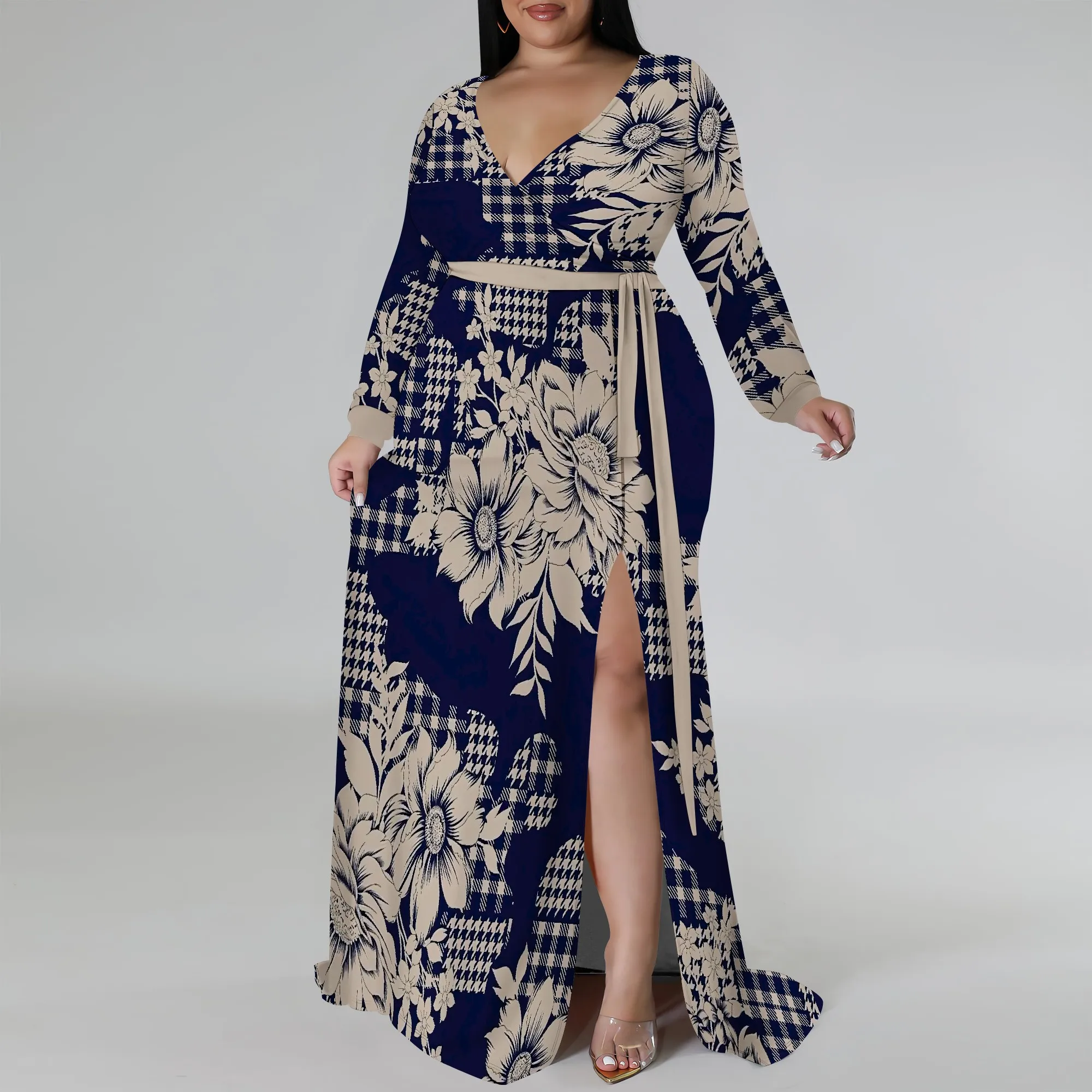 Plus Size Long Sleeve Plaid Floral Wrap Maxi Dress for Women, Elegant Dress with Side Slit for Casual or Party Wear
Plus Size Long Sleeve Plaid Floral Wrap Maxi Dress for Women, Elegant Dress with Side Slit for Casual or Party Wear