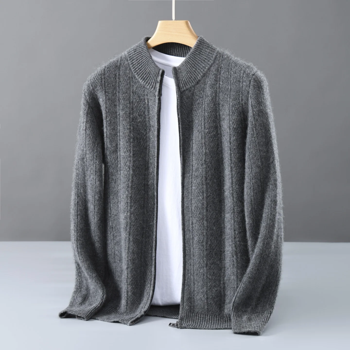 Autumn Winter Men's Zipper Cardigan Thick Cashmere Sweater 100% Merino Wool Knitwear Multiple Colors Stylish Fashion Item Sweate
Autumn Winter Men's Zipper Cardigan Thick Cashmere Sweater 100% Merino Wool Knitwear Multiple Colors Stylish Fashion Item Sweate
