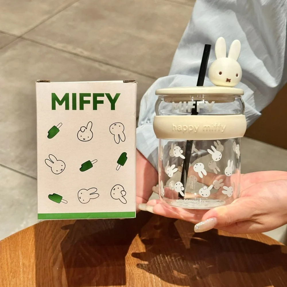 Miffy Rabbit Straw Cup High Temperature Resistant Glass Cup Cute Cartoon Kawaii Home Office Juice Student Breakfast Cup Gift Toy
Miffy Rabbit Straw Cup High Temperature Resistant Glass Cup Cute Cartoon Kawaii Home Office Juice Student Breakfast Cup Gift Toy