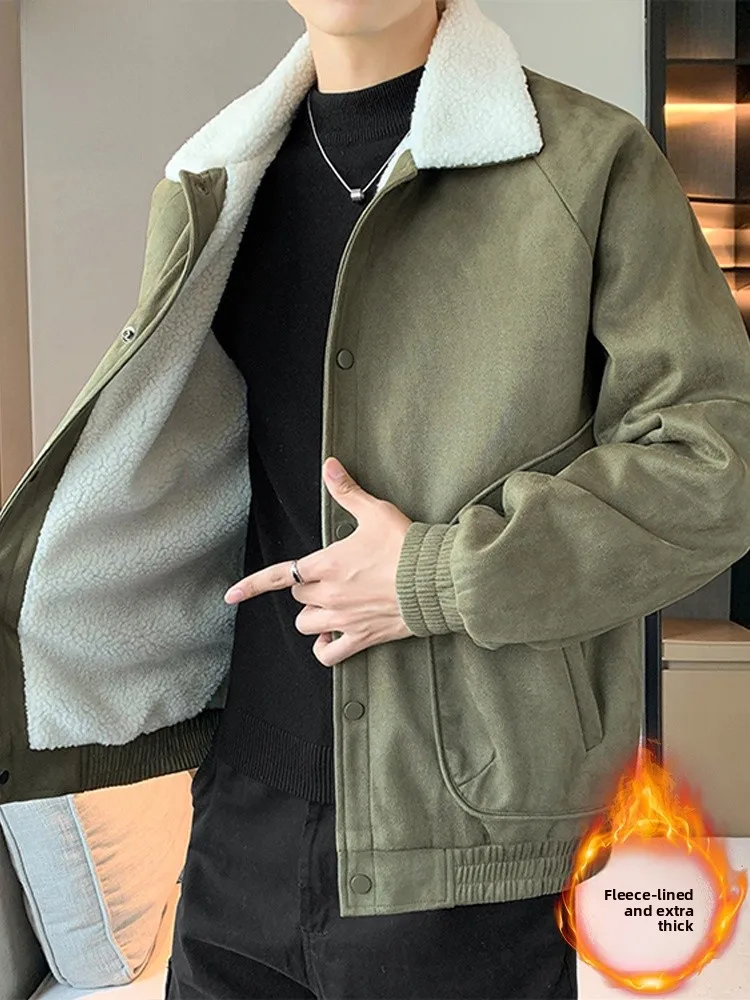 Мужская куртка из утолщенного меха ягненка с воротником-стойкой, теплая верхняя одежда TUCANO, приталенный крой, длинный рукав, на молнии, повседневная.
Мужская куртка из утолщенного меха ягненка с воротником-стойкой, теплая верхняя одежда TUCANO, приталенный крой, длинный рукав, на молнии, повседневная.