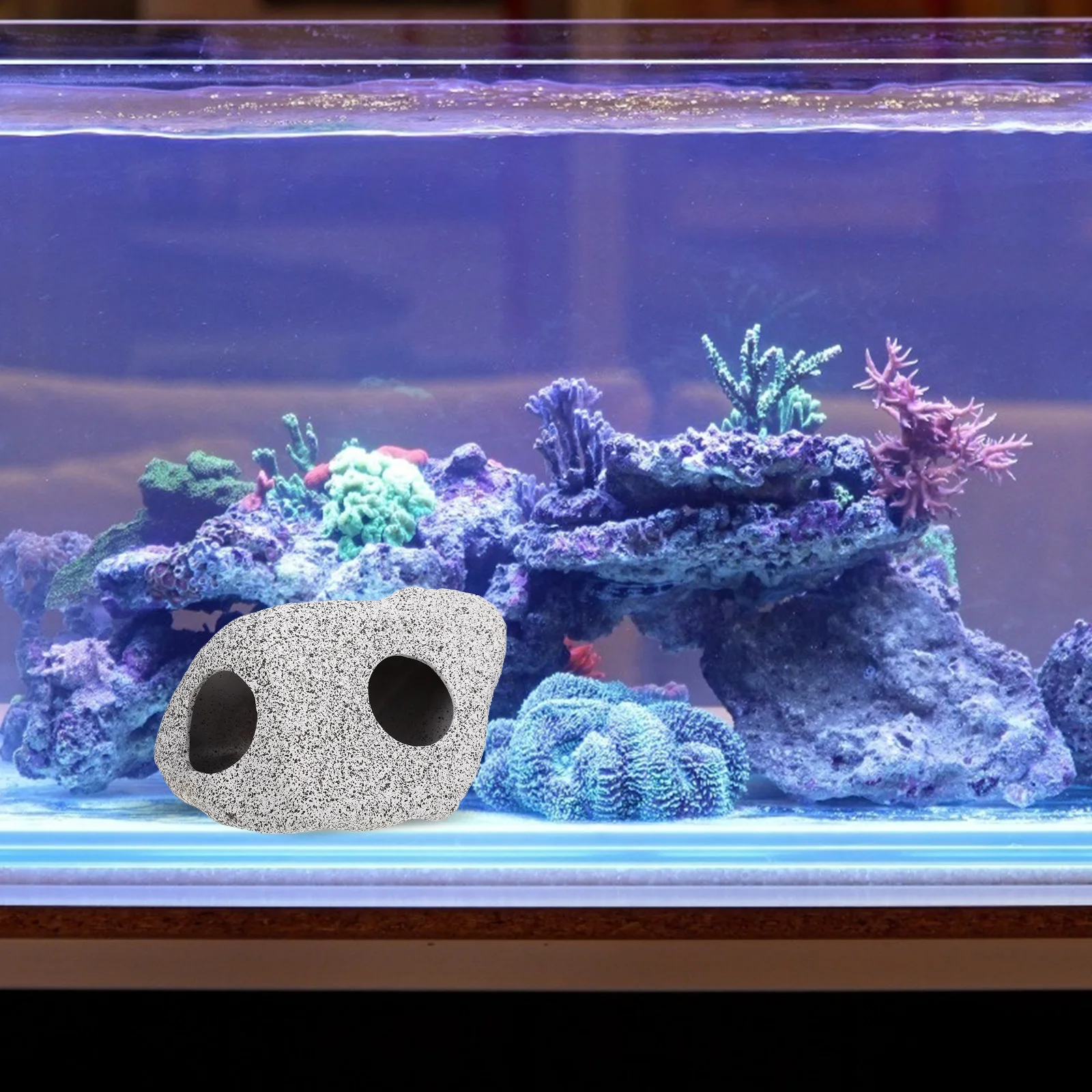 1pc Fish Tank Hiding Cave Realistic Aquarium Decor For Shrimp Spawn Shelter Stable Base Small Size Fish Cave Decor
1pc Fish Tank Hiding Cave Realistic Aquarium Decor For Shrimp Spawn Shelter Stable Base Small Size Fish Cave Decor