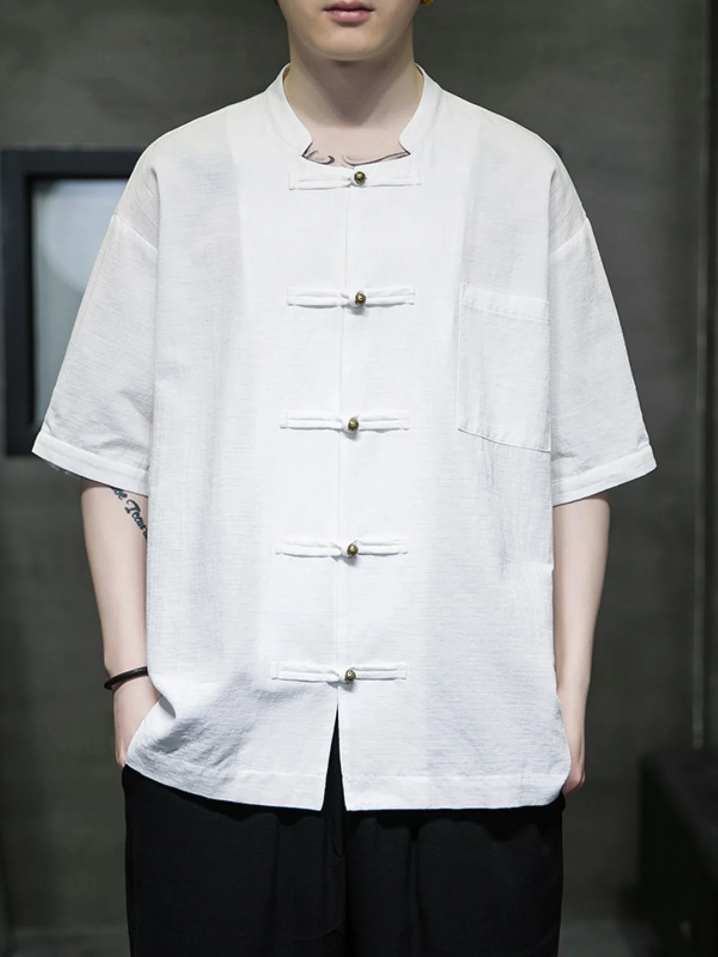 Linen Cotton f Sve Men's irt Chinese Sle Button up Loose Fit Summer Thin Fabric Youth ular Stand Collar Top
Linen Cotton f Sve Men's irt Chinese Sle Button up Loose Fit Summer Thin Fabric Youth ular Stand Collar Top