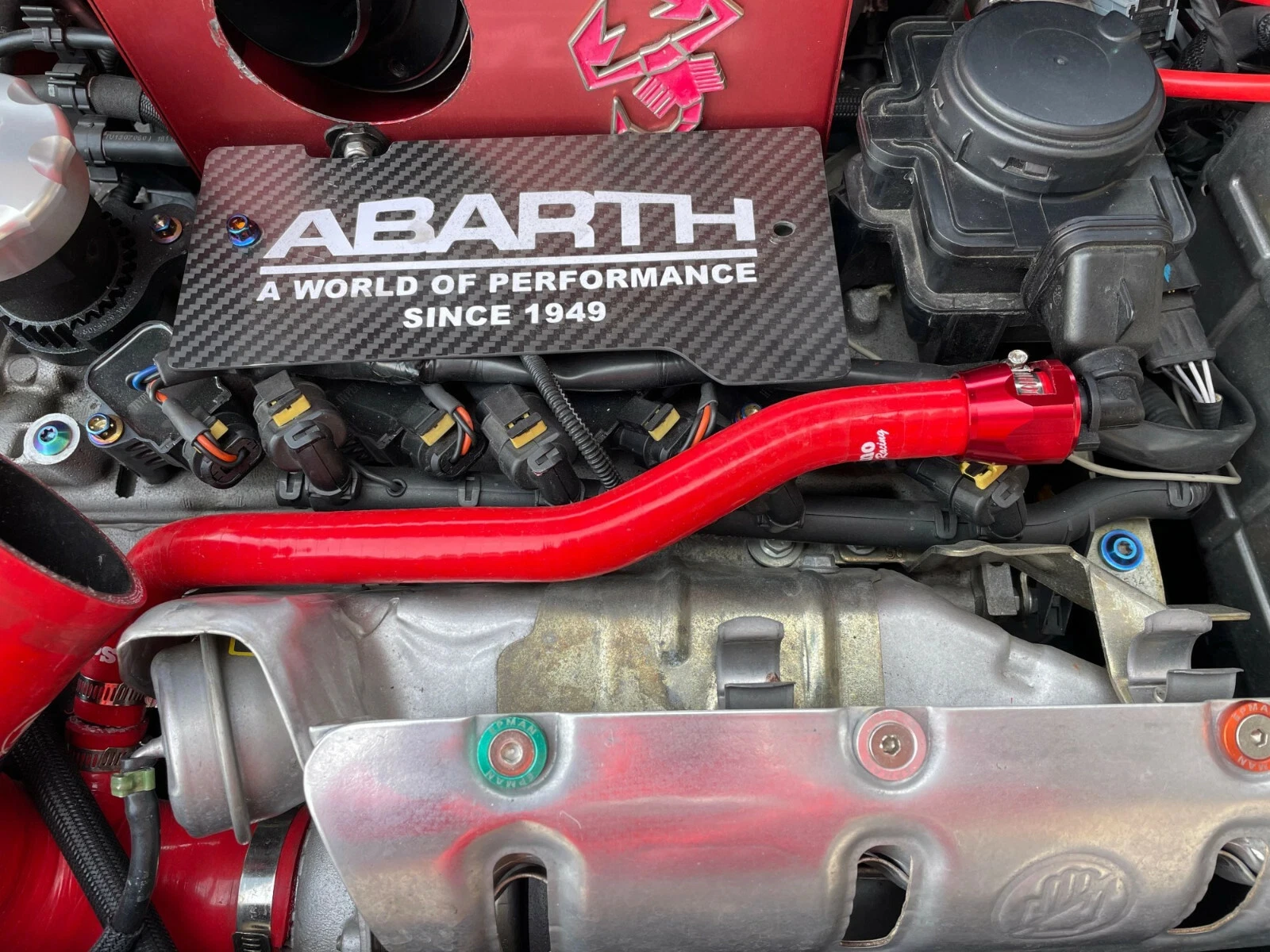 Silicone Oil Breather Hose Tube For Fiat Abarth 500 / Grande Punto / Alfa Romeo MiTo Oil Treatment Vapor Hose Tube
Silicone Oil Breather Hose Tube For Fiat Abarth 500 / Grande Punto / Alfa Romeo MiTo Oil Treatment Vapor Hose Tube