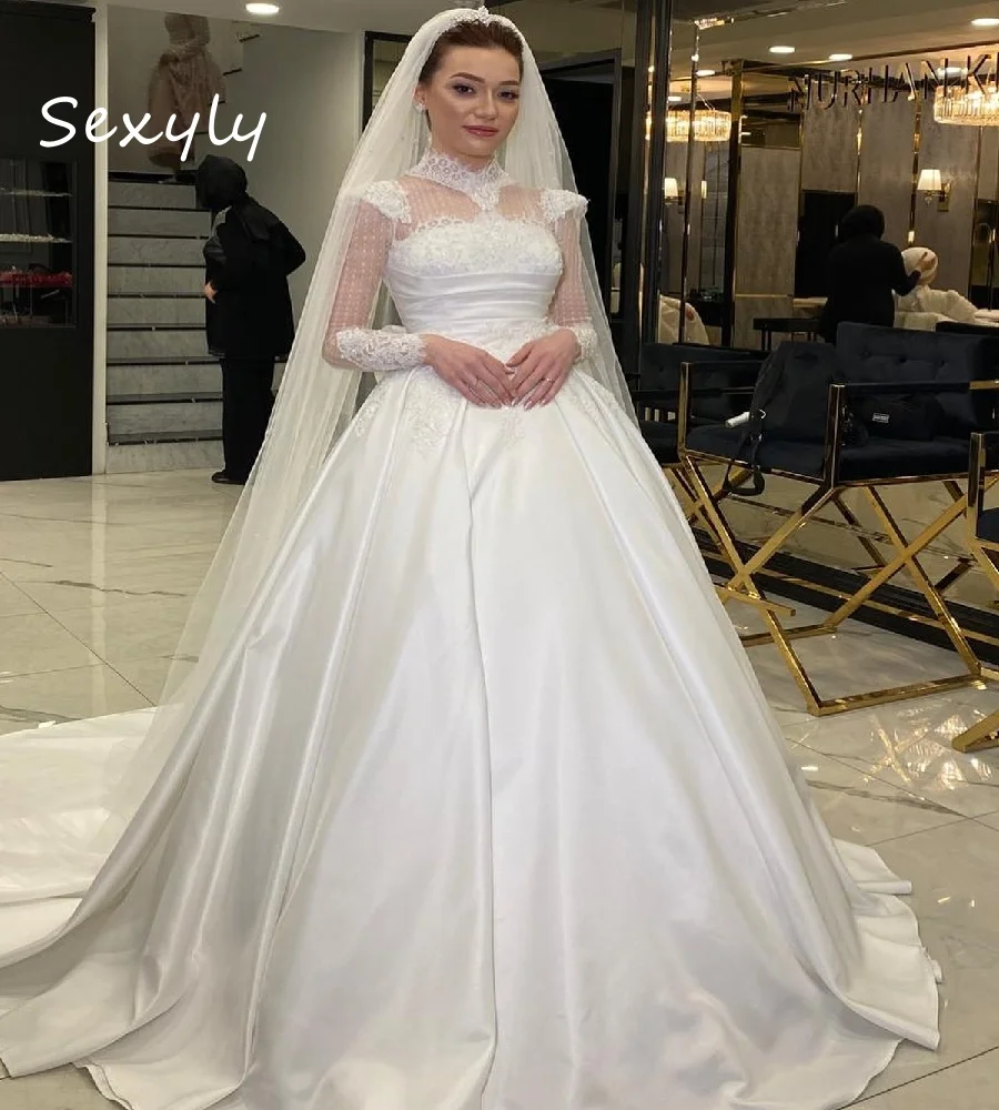 Elegant Korean Wedding Dress Princess Long Sleeve Satin Country Bridal Gowns 2025 High Neck Church Garden Bride DressCustomized 
Elegant Korean Wedding Dress Princess Long Sleeve Satin Country Bridal Gowns 2025 High Neck Church Garden Bride DressCustomized