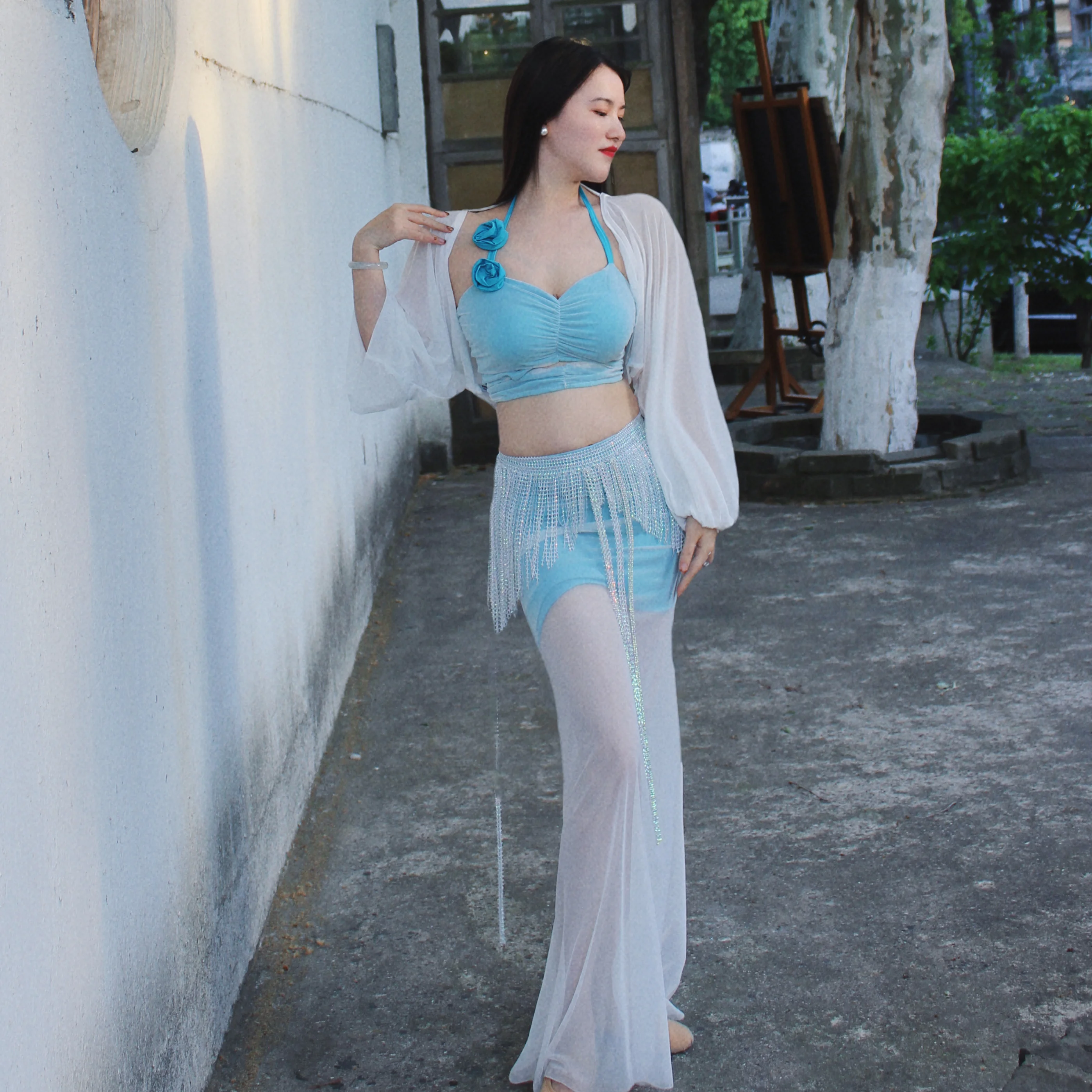 New Belly Dance Costume Women's Elegant Advanced Performance Suit Adult Female Oriental Dance Professional Practice Clothing
New Belly Dance Costume Women's Elegant Advanced Performance Suit Adult Female Oriental Dance Professional Practice Clothing