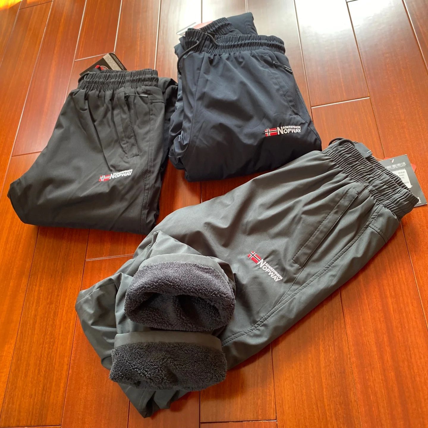 Thiened Fce Lined Outdoor Spor Straight Leg Zipper Casual Pants for Men Warm Windproof Autumn Winter Faion Streetwear
Thiened Fce Lined Outdoor Spor Straight Leg Zipper Casual Pants for Men Warm Windproof Autumn Winter Faion Streetwear