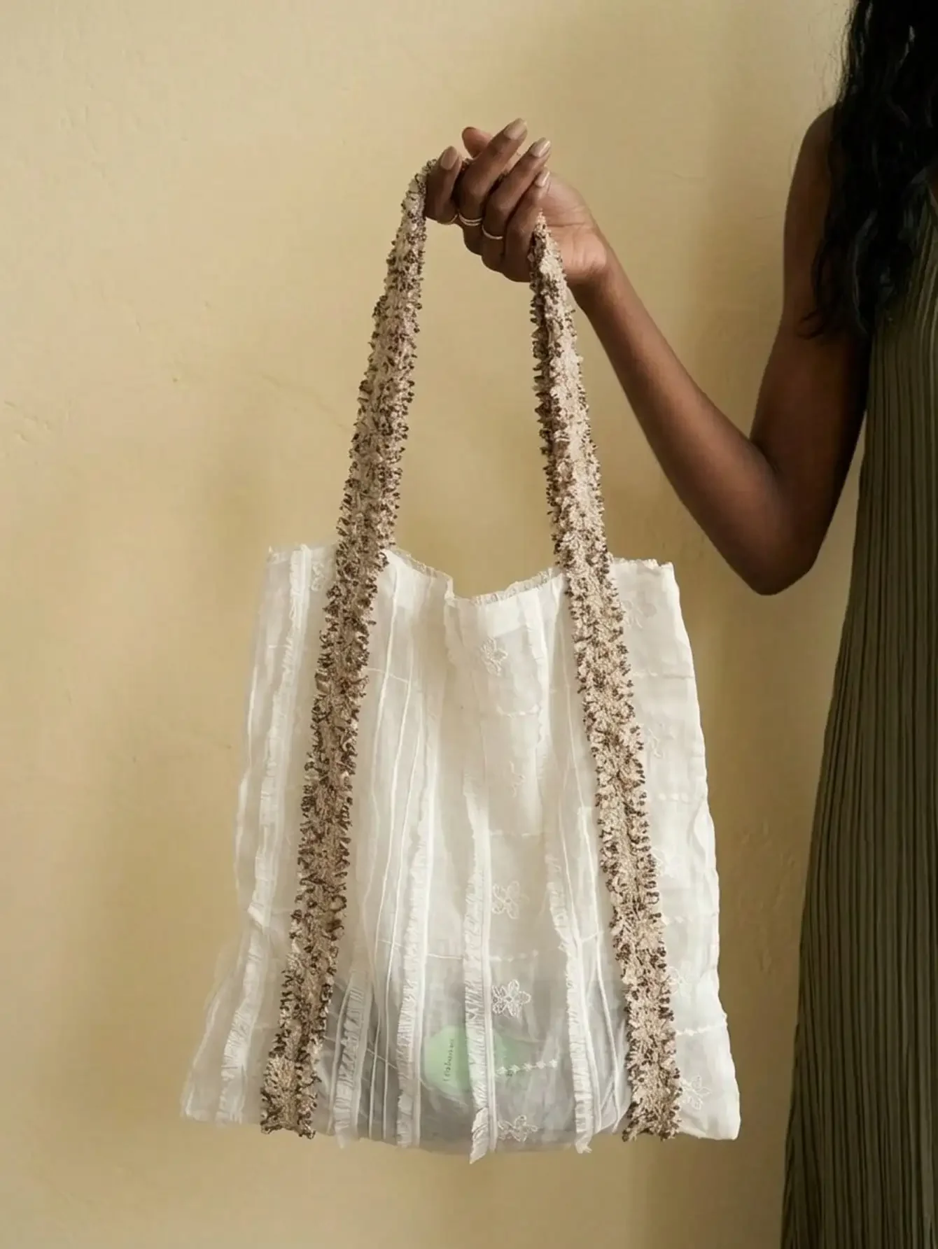 1 Piece Of Women's Dumpling Bag, A Casual Crossbody Handbag, Made Of Soft Fabric, Spacious Interior, Available In Various Colors, Simple Design, Top Handle, Suitable For Daily Outings, Shopping, Traveling, Work, Dating, Can Also Be Used As Room Decoratio
1 Piece Of Women's Dumpling Bag, A Casual Crossbody Handbag, Made Of Soft Fabric, Spacious Interior, Available In Various Colors, Simple Design, Top Handle, Suitable For Daily Outings, Shopping, Traveling, Work, Dating, Can Also Be Used As Room Decoratio