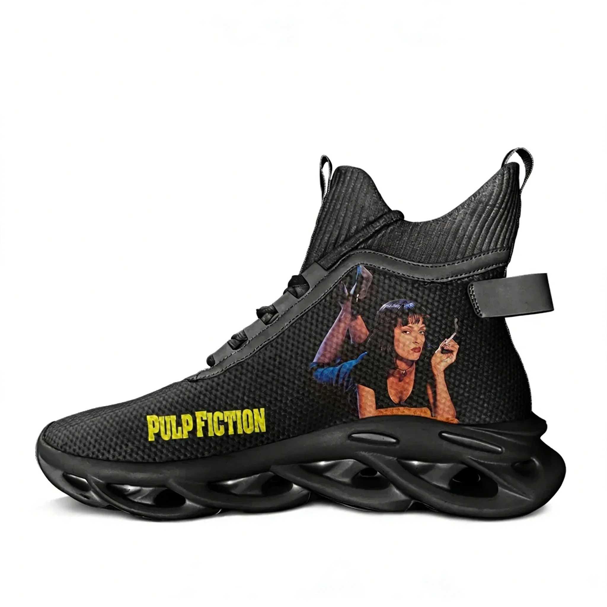 Кроссовки Pulp Fiction High Top Flats для мужчин и женщин, спортивная обувь высокого качества, модные кроссовки на шнуровке, сетчатая обувь, индивидуальный дизайн.
Кроссовки Pulp Fiction High Top Flats для мужчин и женщин, спортивная обувь высокого качества, модные кроссовки на шнуровке, сетчатая обувь, индивидуальный дизайн.