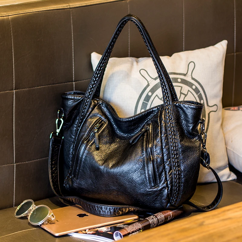 New Korean style fashion casual large capacity mom bag soft leather single shoulder crossbody bag versatile handbag
New Korean style fashion casual large capacity mom bag soft leather single shoulder crossbody bag versatile handbag