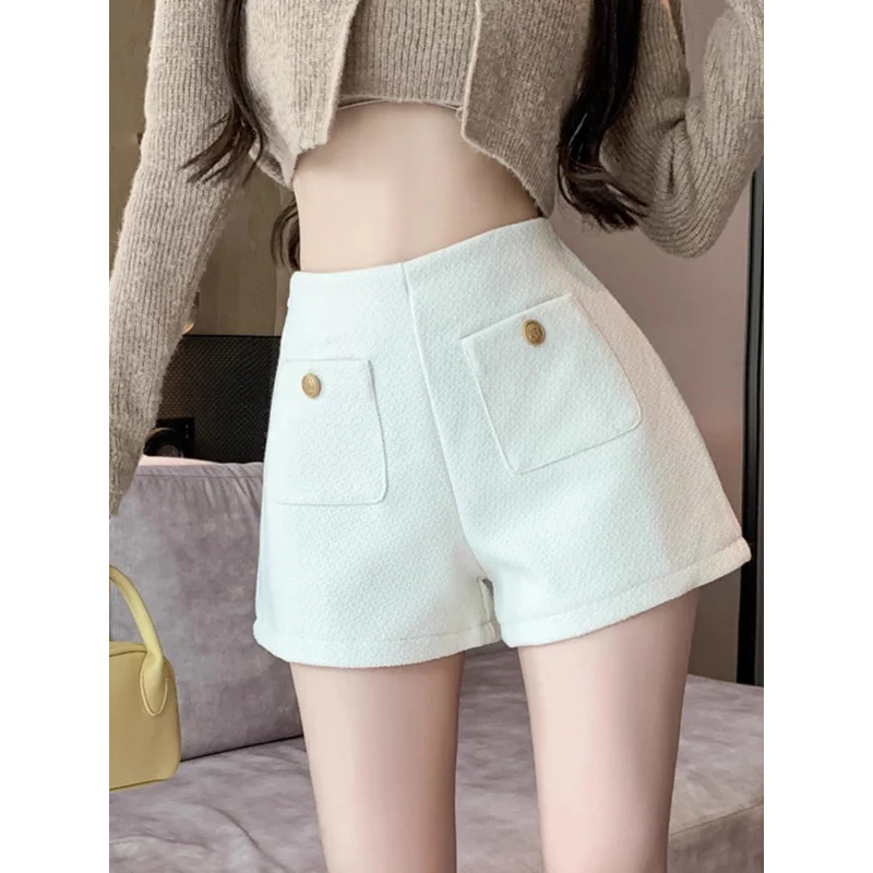 Classic Style Woolen Shorts Women's Autumn and Winter New High Waist Outerwear Hot Pants Small Slim Casual Wide-Leg Pants
Classic Style Woolen Shorts Women's Autumn and Winter New High Waist Outerwear Hot Pants Small Slim Casual Wide-Leg Pants