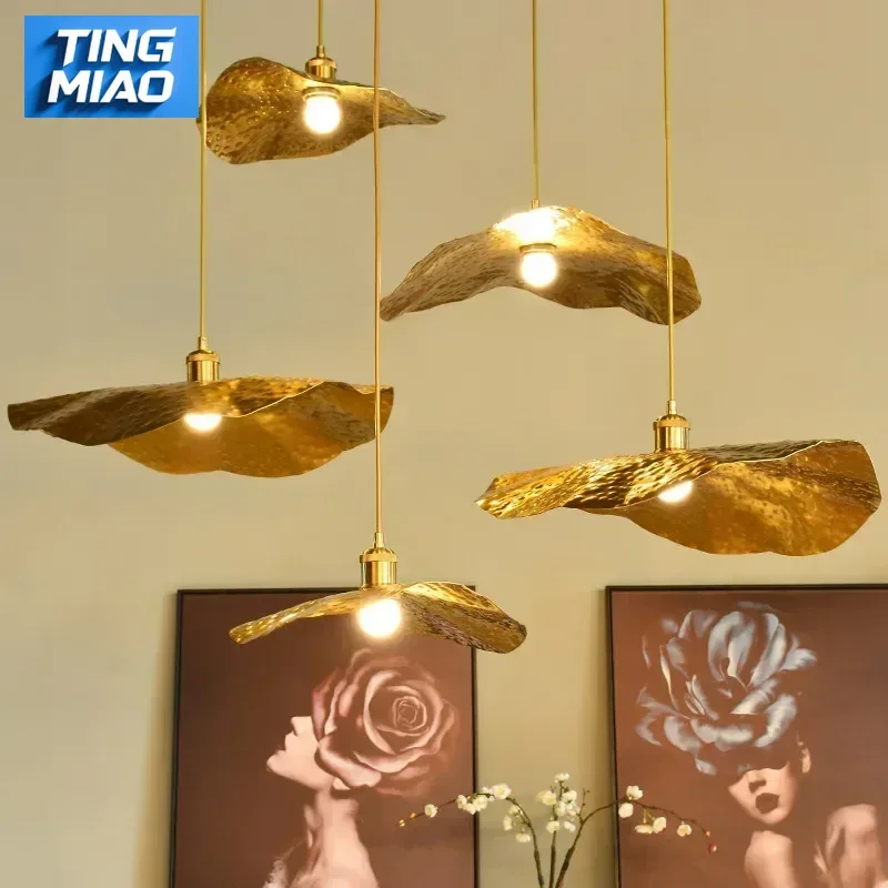 2026 Chinese Lotus Leaf Chandelier Zen Tea Table Hot Pot Kitchen Retro Creative Light Luxury Staircase Bar Decorative Lighting
2026 Chinese Lotus Leaf Chandelier Zen Tea Table Hot Pot Kitchen Retro Creative Light Luxury Staircase Bar Decorative Lighting
