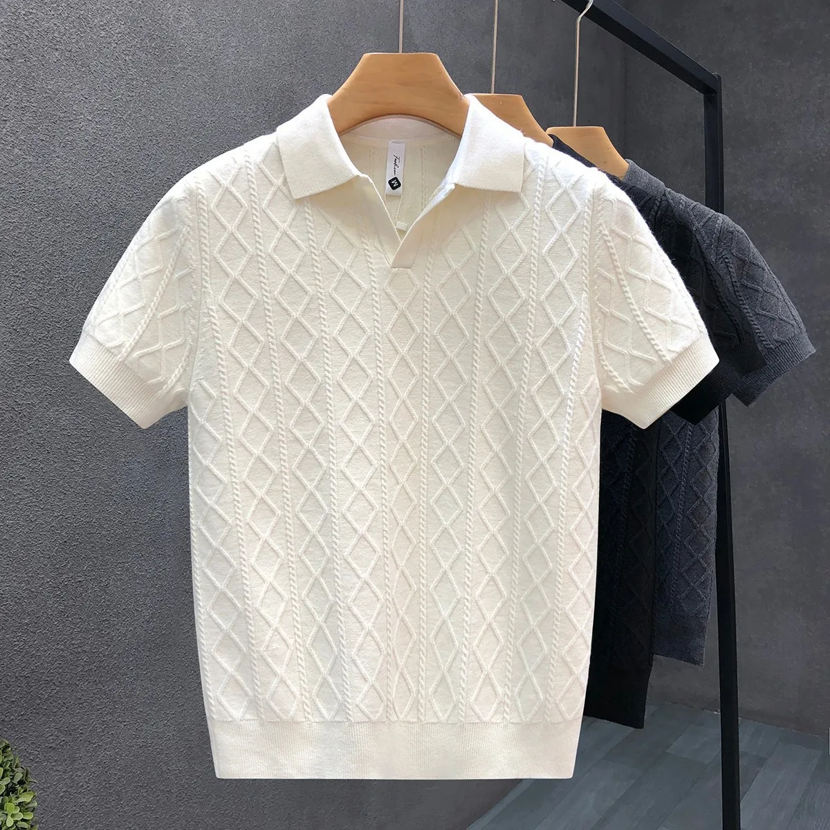 Summer new men's textured knit polo shirt
Summer new men's textured knit polo shirt