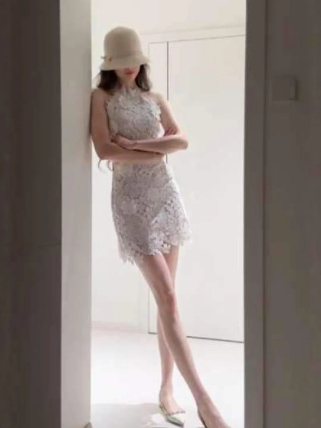 Sexy Lace Halter Neck Bodycon Dress Pure Desire Style Summer Fashionable Unique Women's Cotton Blend Sleeveless Dress
Sexy Lace Halter Neck Bodycon Dress Pure Desire Style Summer Fashionable Unique Women's Cotton Blend Sleeveless Dress