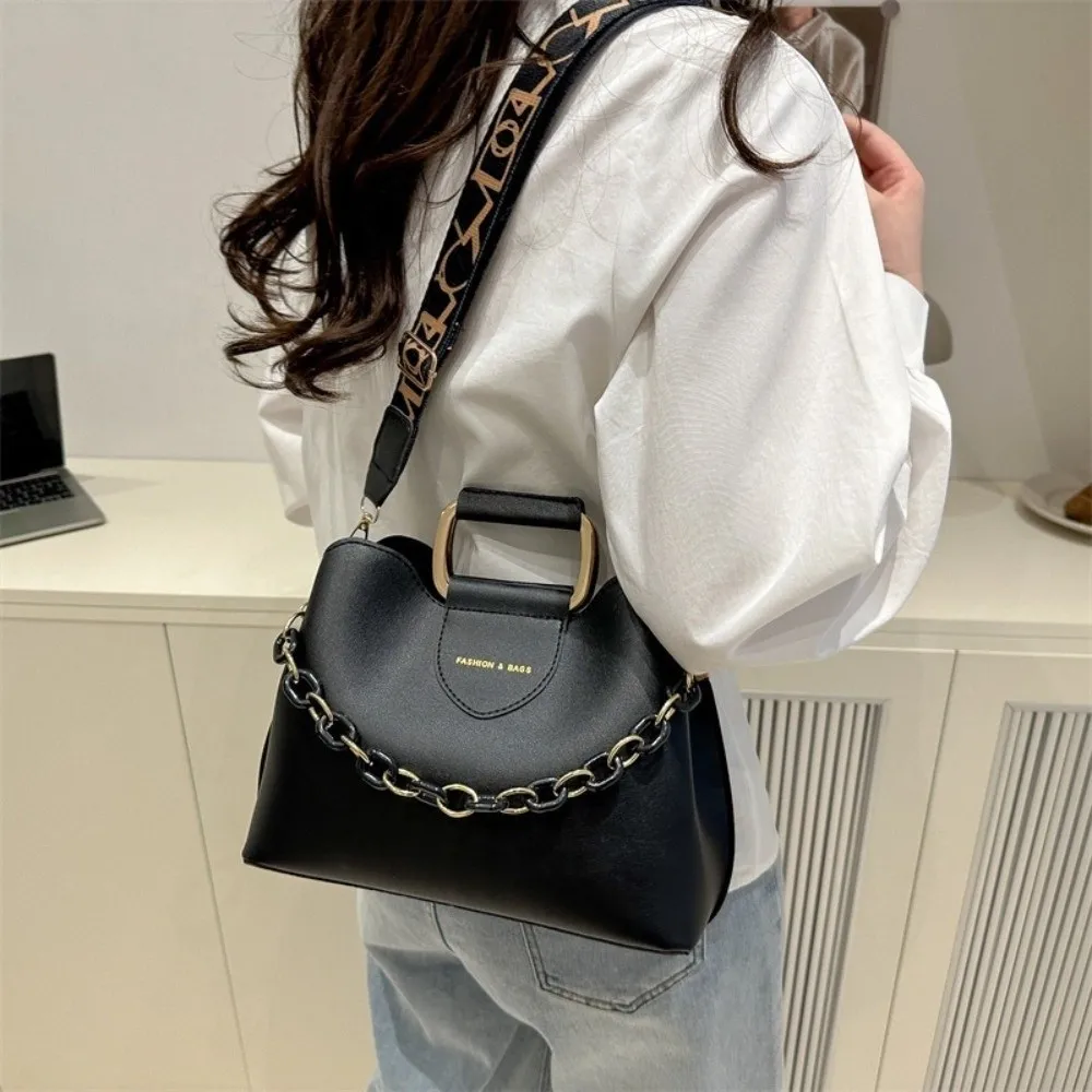 Модная женская большая вместительная сумка с декоративной цепочкой, роскошный дизайн, сумка через плечо из искусственной кожи, сумка-ведро для ежедневных поездок на работу
Модная женская большая вместительная сумка с декоративной цепочкой, роскошный дизайн, сумка через плечо из искусственной кожи, сумка-ведро для ежедневных поездок на работу
