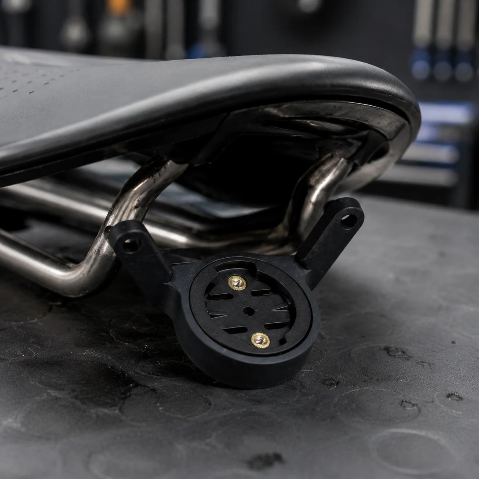 Bike Tail Light Holder Easy to Install Saddle Taillight Bracket Saddle Rail Mount Long-Lasting Plastic Seat Rail Light Mount
Bike Tail Light Holder Easy to Install Saddle Taillight Bracket Saddle Rail Mount Long-Lasting Plastic Seat Rail Light Mount