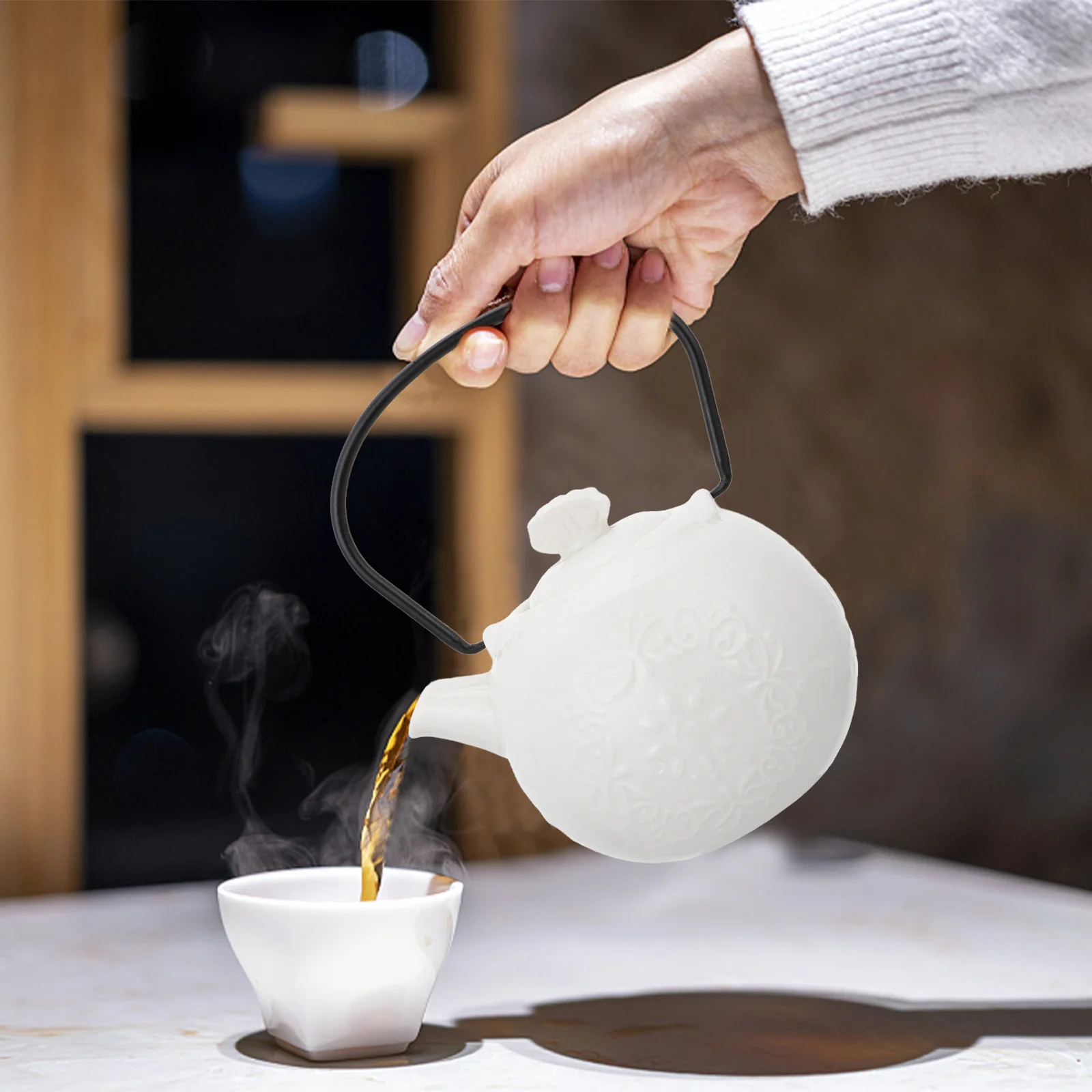 1Set Household Teapot Set Beautiful Craftsmanship Elegant Design White Teapot for Party Personal Collection Decor
1Set Household Teapot Set Beautiful Craftsmanship Elegant Design White Teapot for Party Personal Collection Decor