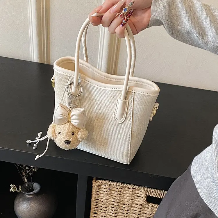 Новая элегантная женская квадратная сумка на весну-осень 2026: минималистичная, универсальная, через плечо
Новая элегантная женская квадратная сумка на весну-осень 2026: минималистичная, универсальная, через плечо