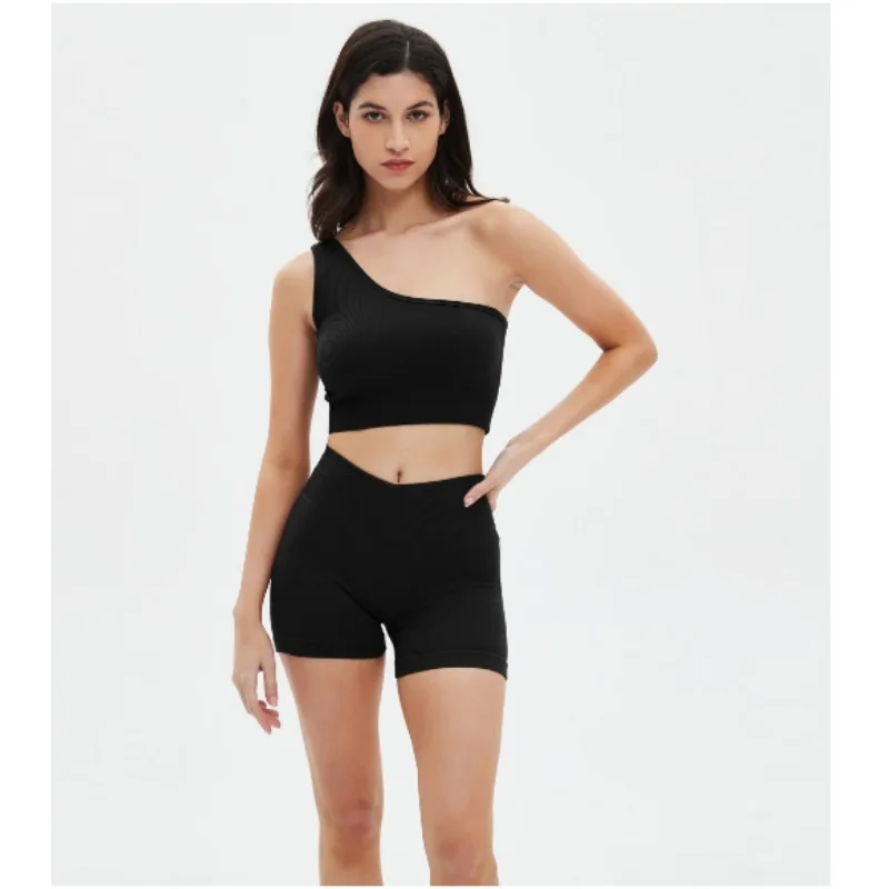 Seamless Yoga Set Women Slanted Shoulder Sport Bra Thread Knit V Waist Shorts High Elastic Workout Running Fashion Fitness Suit 
Seamless Yoga Set Women Slanted Shoulder Sport Bra Thread Knit V Waist Shorts High Elastic Workout Running Fashion Fitness Suit