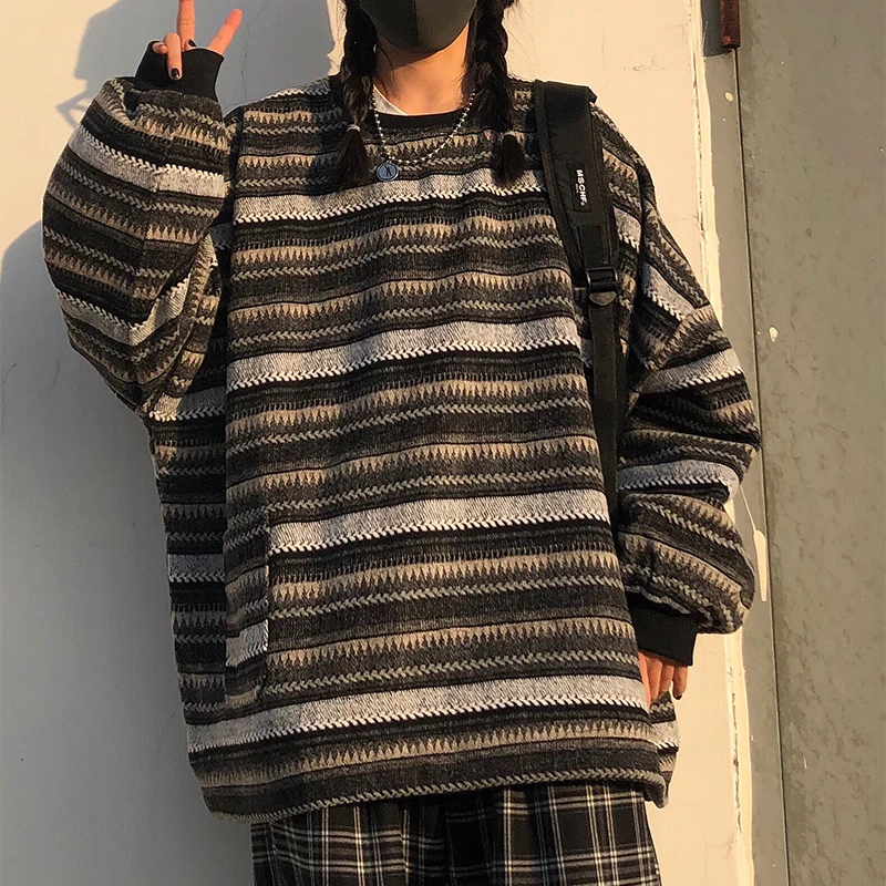 Woman Knitted Striped Sweater Vintage Autumn Winter Pullovers Sweaters Women Casual Long Sleeve Loose Fashion Hip Hop Tops 28418
Woman Knitted Striped Sweater Vintage Autumn Winter Pullovers Sweaters Women Casual Long Sleeve Loose Fashion Hip Hop Tops 28418