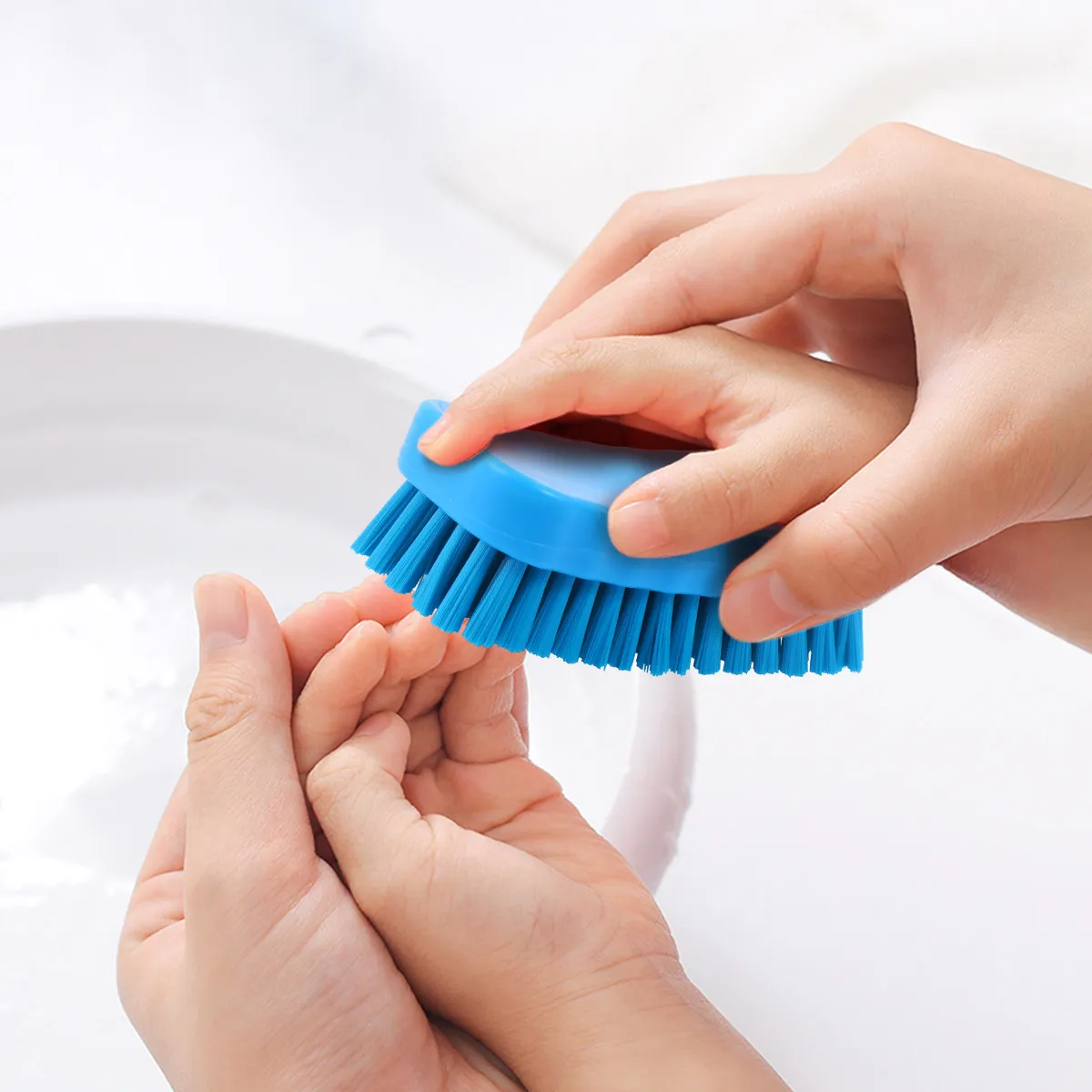 Щетка для ногтей с мягкими полипропиленовыми щетинками, удобная щетка для чистки ногтей на руках и ногах, удаления грязи, для кухни и офиса
Щетка для ногтей с мягкими полипропиленовыми щетинками, удобная щетка для чистки ногтей на руках и ногах, удаления грязи, для кухни и офиса