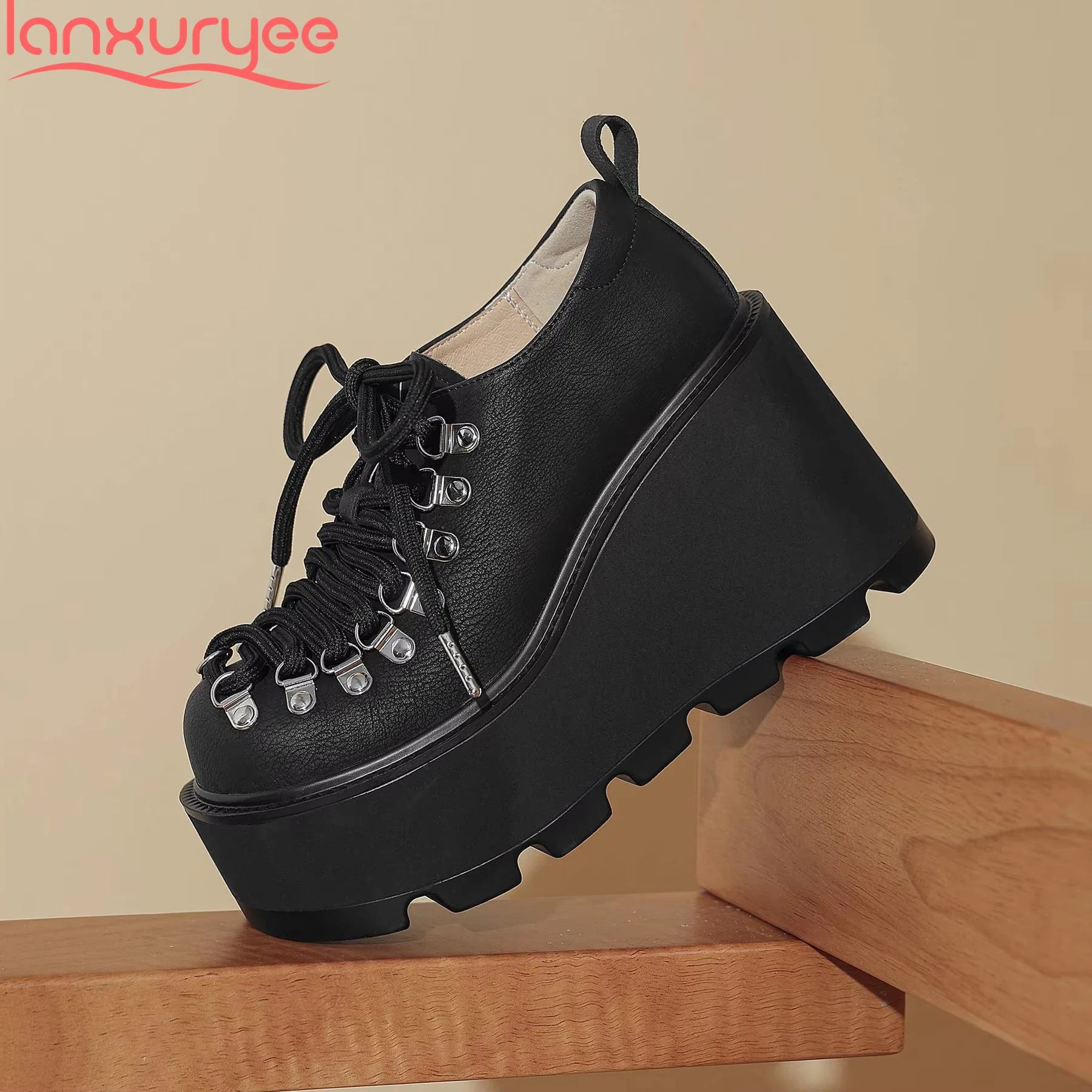 Lanxuryee 10cm Super High Wedges Cow Leather Thick Bottom Casual Spring Shoes Platform Luxury Increasing Vacation Women Pumps
Lanxuryee 10cm Super High Wedges Cow Leather Thick Bottom Casual Spring Shoes Platform Luxury Increasing Vacation Women Pumps
