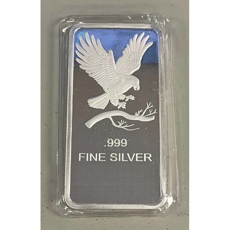 999 Fine Silver Commemorative Coin - Eagle Design Collectible Keepsake
999 Fine Silver Commemorative Coin - Eagle Design Collectible Keepsake