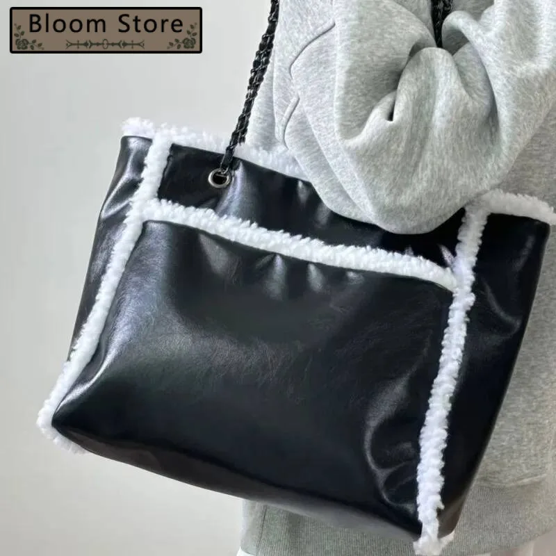 Retro Faux Shearling Black Tote Women Chain Plush Leather Large Capacity Shoulder Bags Ladies Fashion Commute Crossbody Bag
Retro Faux Shearling Black Tote Women Chain Plush Leather Large Capacity Shoulder Bags Ladies Fashion Commute Crossbody Bag