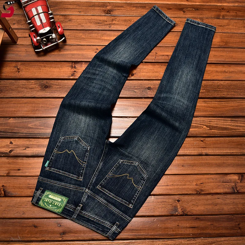 Simple fashion high-end jeans men's autumn and winter classic slim fit ankle-tied trendy versatile casual stretch denim pants
Simple fashion high-end jeans men's autumn and winter classic slim fit ankle-tied trendy versatile casual stretch denim pants