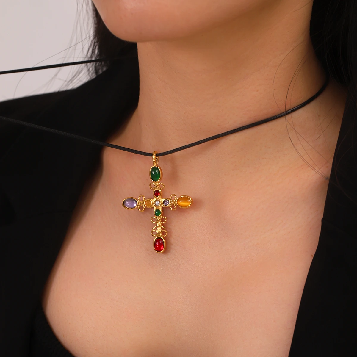 Huangchao Zircon Cross Leather Rope Necklace for Women, Stainless Steel Plated 18K Gold Necklaces, Fashion Jewelry Accessories
Huangchao Zircon Cross Leather Rope Necklace for Women, Stainless Steel Plated 18K Gold Necklaces, Fashion Jewelry Accessories