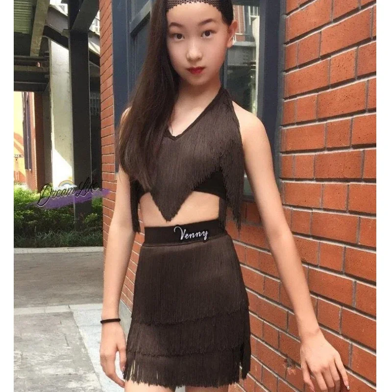 Girls Latin Dance Dress Summer Professional Tassel Split Skirt Set Strap Top Competition Performance Dancewear
Girls Latin Dance Dress Summer Professional Tassel Split Skirt Set Strap Top Competition Performance Dancewear