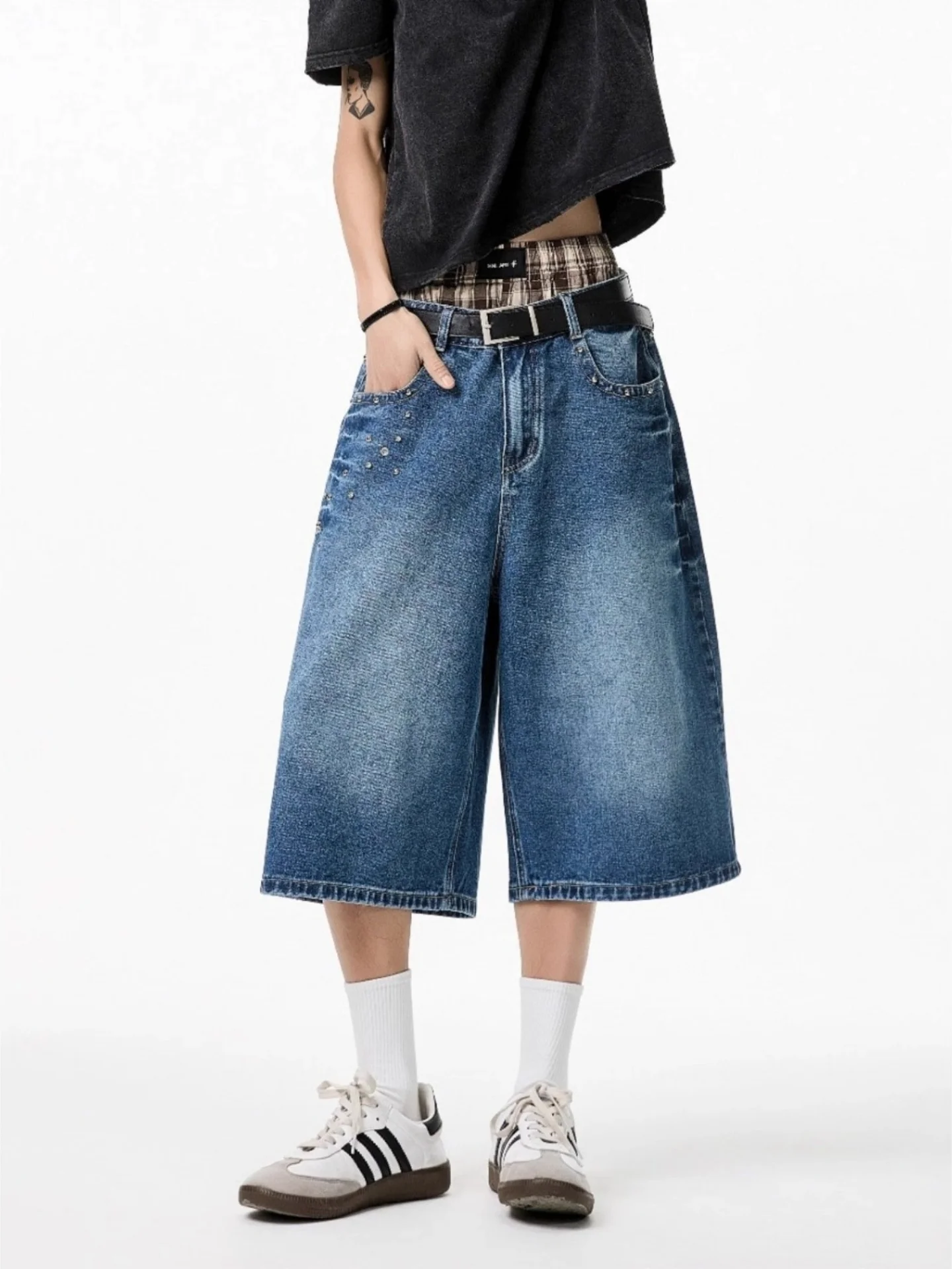 American Washed Bamboo Texture Men's Shorts Summer New 2026 Loose Wide Leg Jeans Shorts High Street Style Teenage Casual Wear
American Washed Bamboo Texture Men's Shorts Summer New 2026 Loose Wide Leg Jeans Shorts High Street Style Teenage Casual Wear