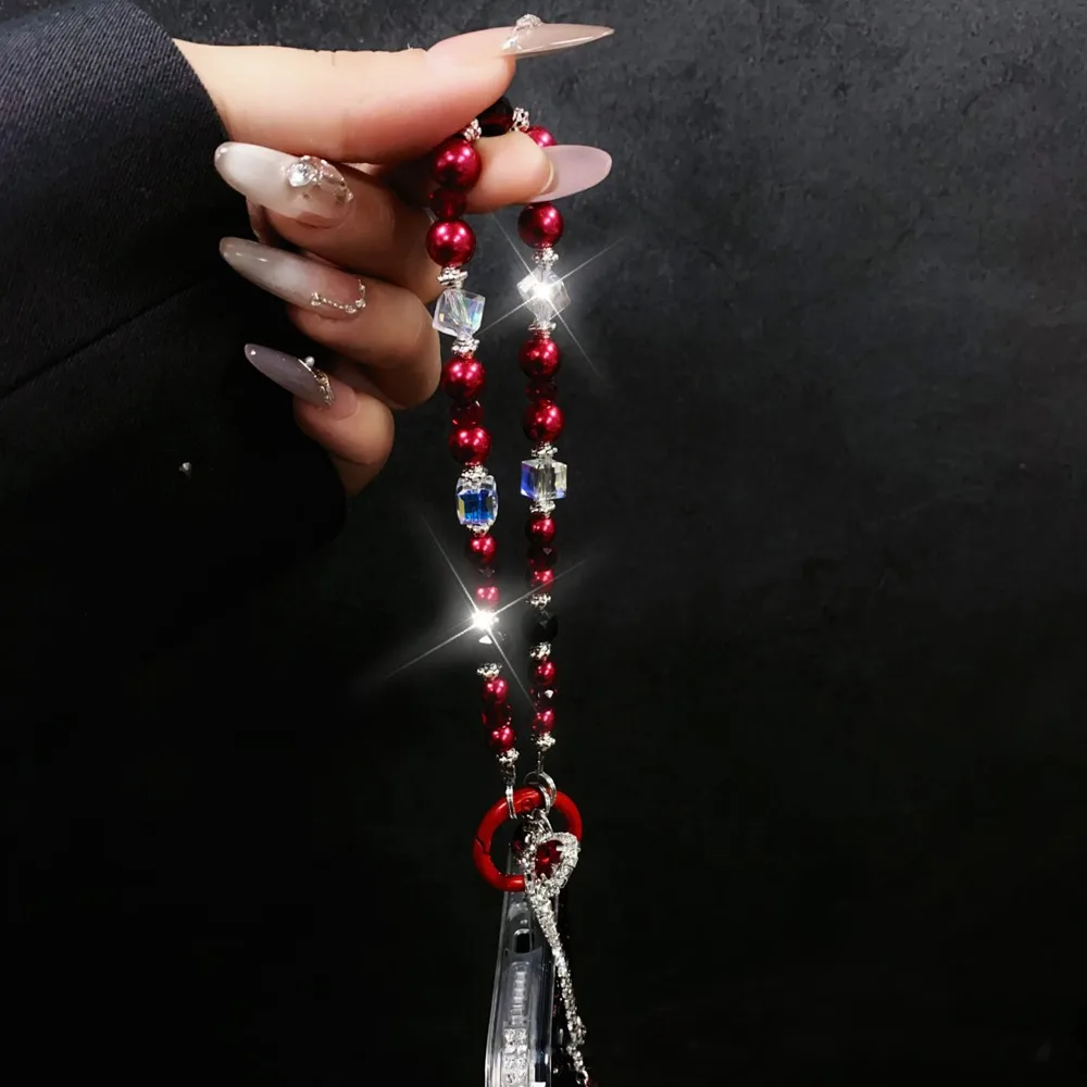 Pearl Rhinestone Phone Lanyard High Luxury Cellphone Chain Rhinestone Phone Straps with Patch Anti-lost Rhinestone Phone Rope
Pearl Rhinestone Phone Lanyard High Luxury Cellphone Chain Rhinestone Phone Straps with Patch Anti-lost Rhinestone Phone Rope