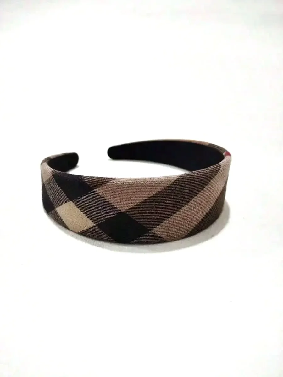 Wide Women's Plaid Headband Polyester Casual Bohemian Hair Accessory
Wide Women's Plaid Headband Polyester Casual Bohemian Hair Accessory