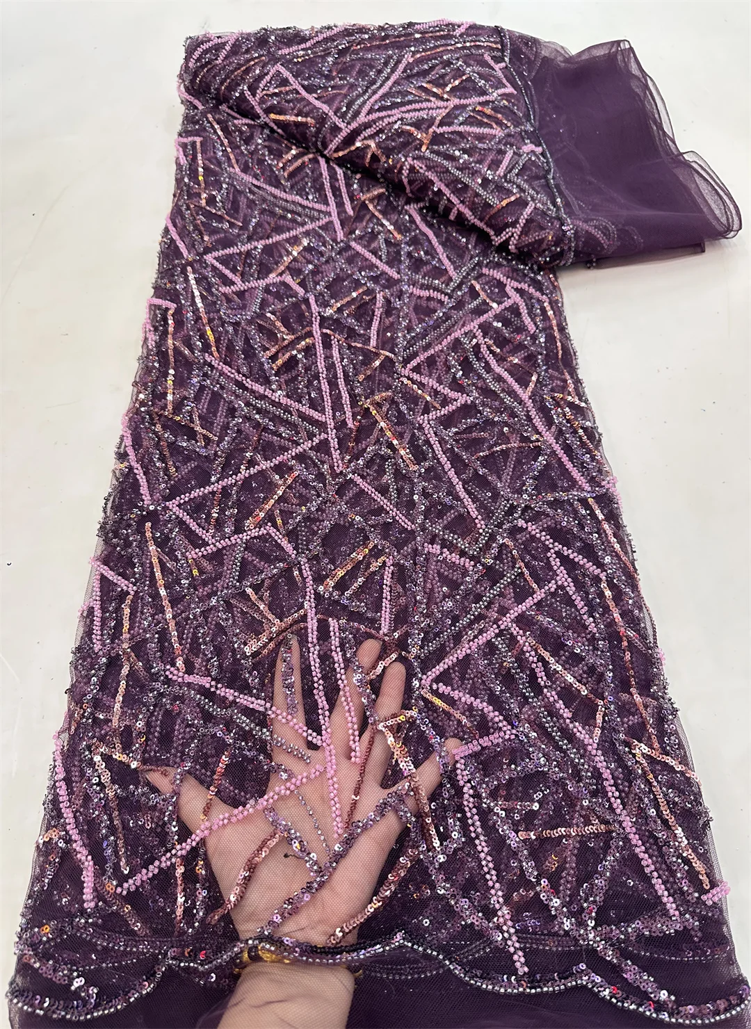 2025 New African French Nigerian High End Lace Fabric With Beads Sequins Mesh for Embroidery Wedding Party Bride Sewing Dress
2025 New African French Nigerian High End Lace Fabric With Beads Sequins Mesh for Embroidery Wedding Party Bride Sewing Dress
