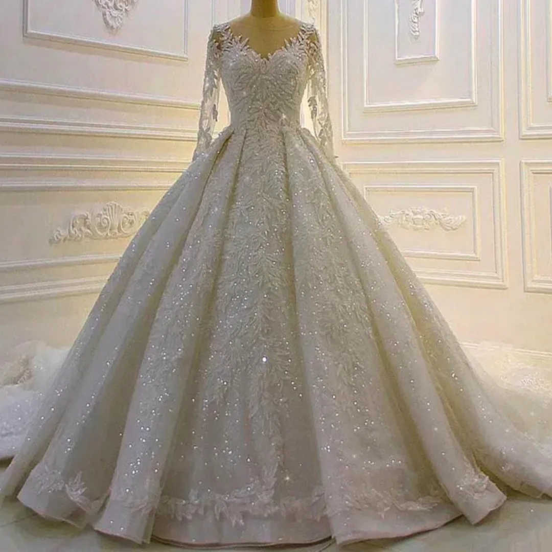 White Wedding Dress A Line O-Neck Long Sleeve Zipper Floor-Length Tulle Applique Beaded Ivory Bridal Gowns Customized
White Wedding Dress A Line O-Neck Long Sleeve Zipper Floor-Length Tulle Applique Beaded Ivory Bridal Gowns Customized