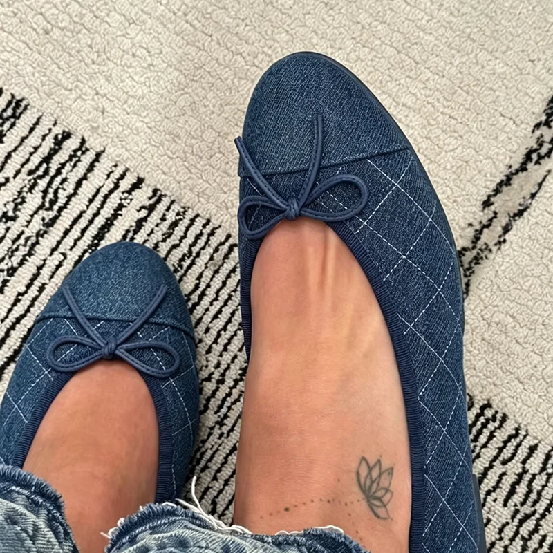 2026 New Design Denim Spring Autumn Ballet Flats Round Toe Bow Comfortable True to Women Shoes Ballet Shoes Single Shoes
2026 New Design Denim Spring Autumn Ballet Flats Round Toe Bow Comfortable True to Women Shoes Ballet Shoes Single Shoes