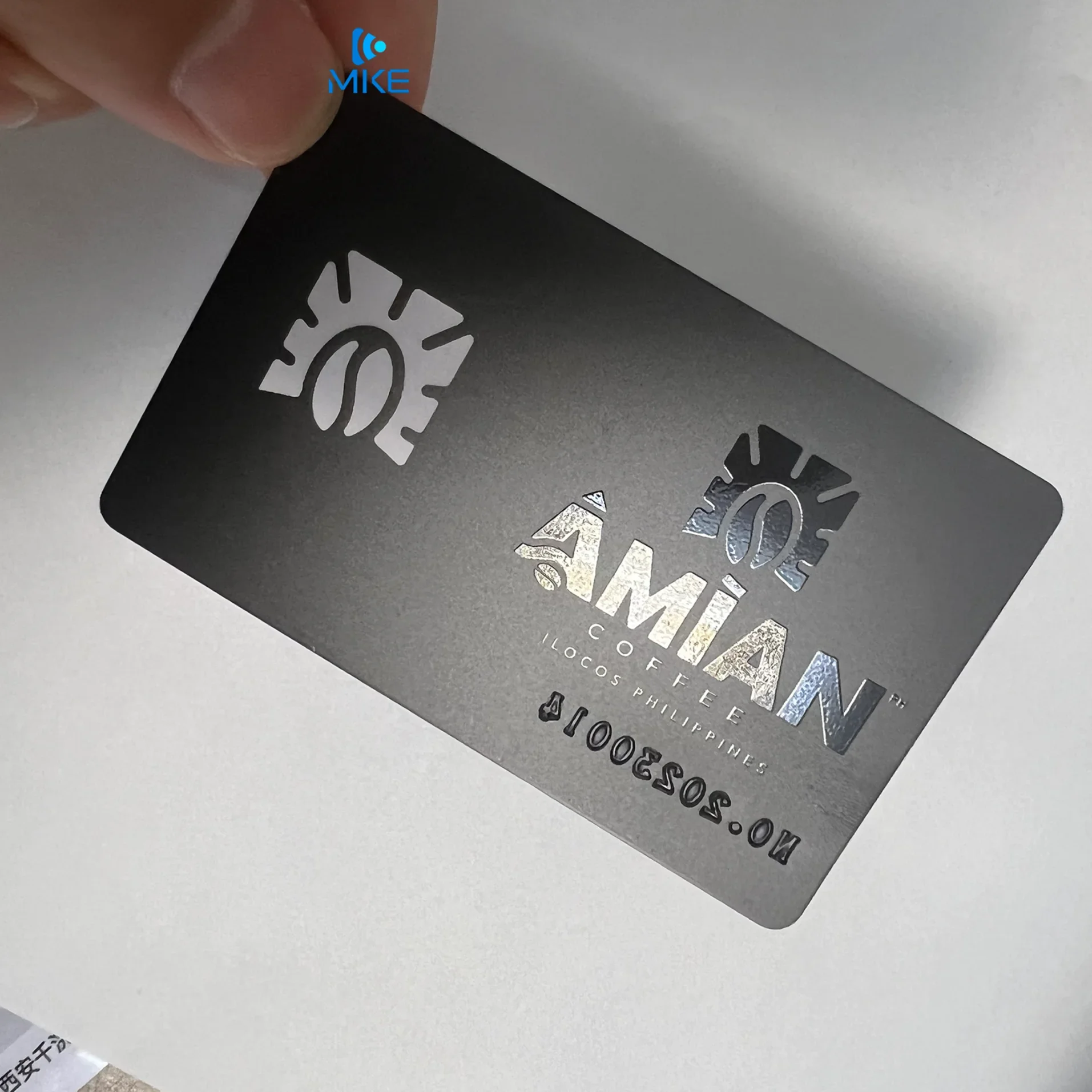 Ваша карта для небольших ПВХ с УФ-тиснением, прозрачный логотип, пластиковая визитная карточка с логотипом
Ваша карта для небольших ПВХ с УФ-тиснением, прозрачный логотип, пластиковая визитная карточка с логотипом