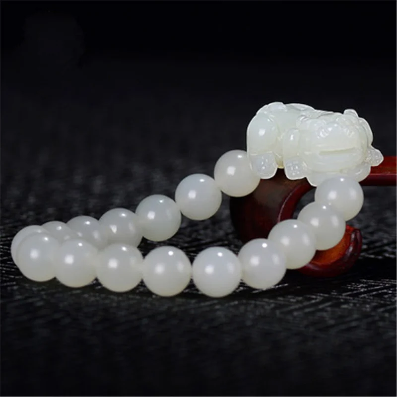 Hetian Men Women, White Jade Pixiu Bead Bracelet, Fashionable and Versatile
Hetian Men Women, White Jade Pixiu Bead Bracelet, Fashionable and Versatile
