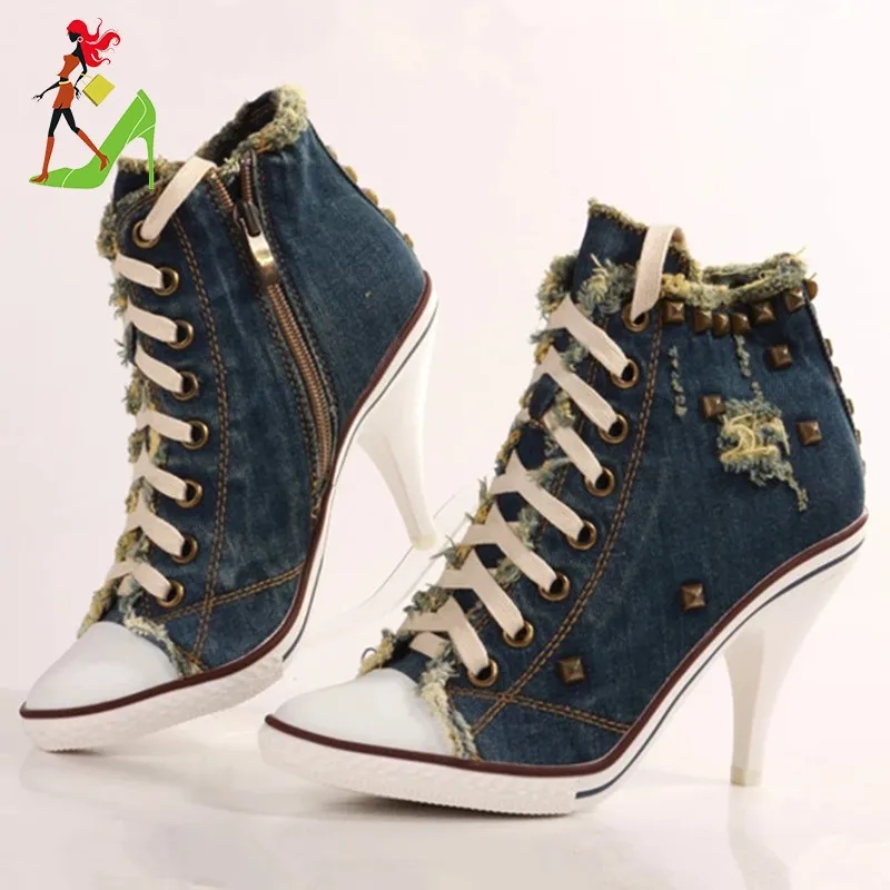 Women Boots Short High Heels Shoes For Women Botas British Style Rivet Ankle Boots Pointed Toe Side zipper strap Female Heels
Women Boots Short High Heels Shoes For Women Botas British Style Rivet Ankle Boots Pointed Toe Side zipper strap Female Heels