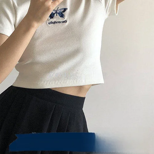 Весенне-летняя винтажная юбка с высокой талией, стройнящая фигуру, однотонная, плиссированная, простого дизайна, модная юбка для девушек
Весенне-летняя винтажная юбка с высокой талией, стройнящая фигуру, однотонная, плиссированная, простого дизайна, модная юбка для девушек