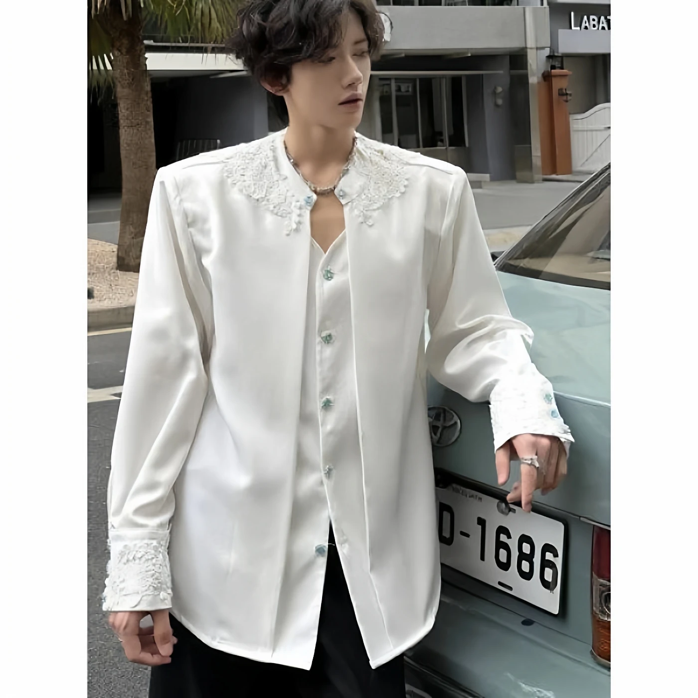 Elegant Long Sleeve Men's Shirt with Lace Splicing Shoulder Pads Fashionable Eye Button Luxury Casual Wear All Seasons
Elegant Long Sleeve Men's Shirt with Lace Splicing Shoulder Pads Fashionable Eye Button Luxury Casual Wear All Seasons