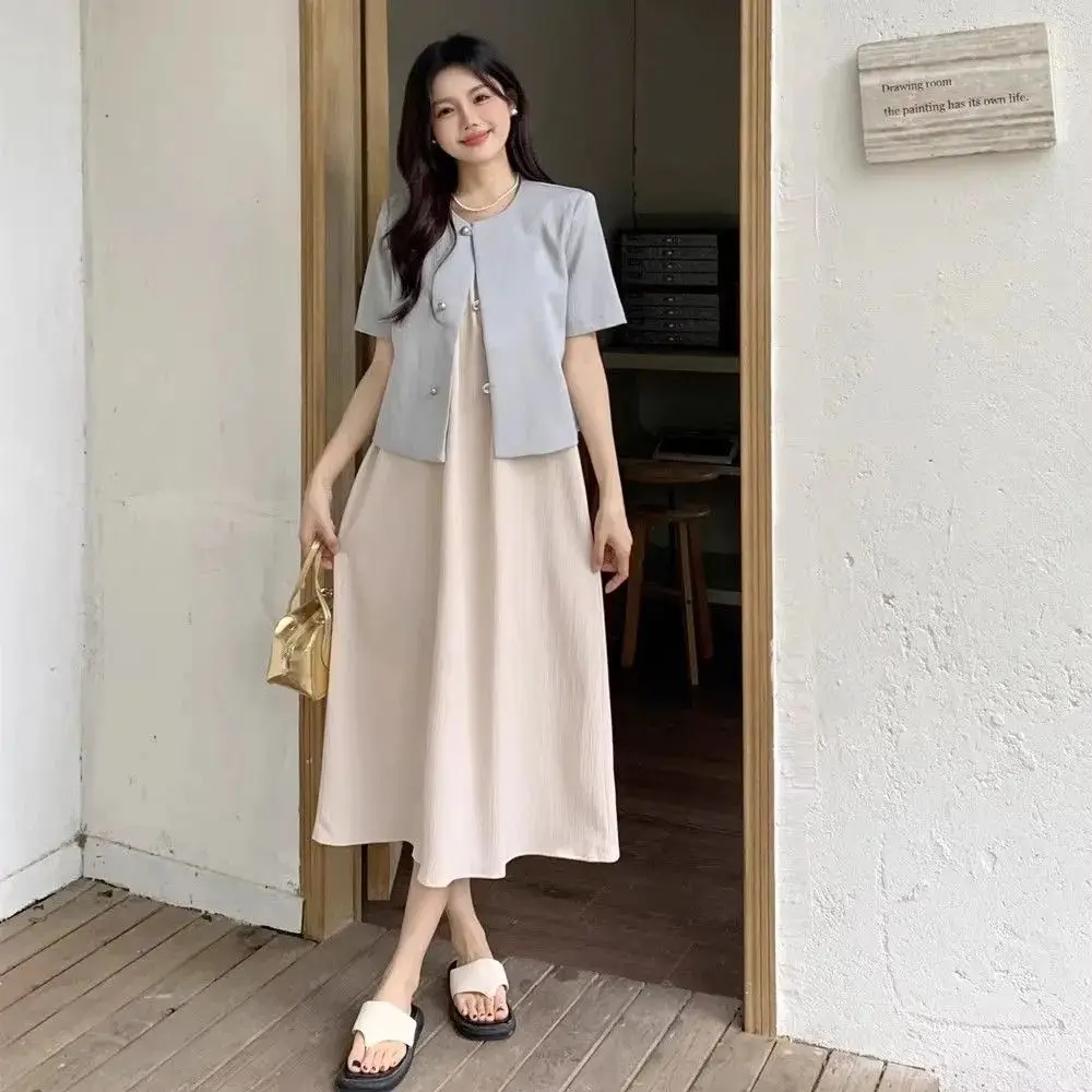 plus Size Women's Fashion Set Summer Outfit Short Sleeve Jacket Dress Two Piece Set Elegant Quality Polyester Material
plus Size Women's Fashion Set Summer Outfit Short Sleeve Jacket Dress Two Piece Set Elegant Quality Polyester Material