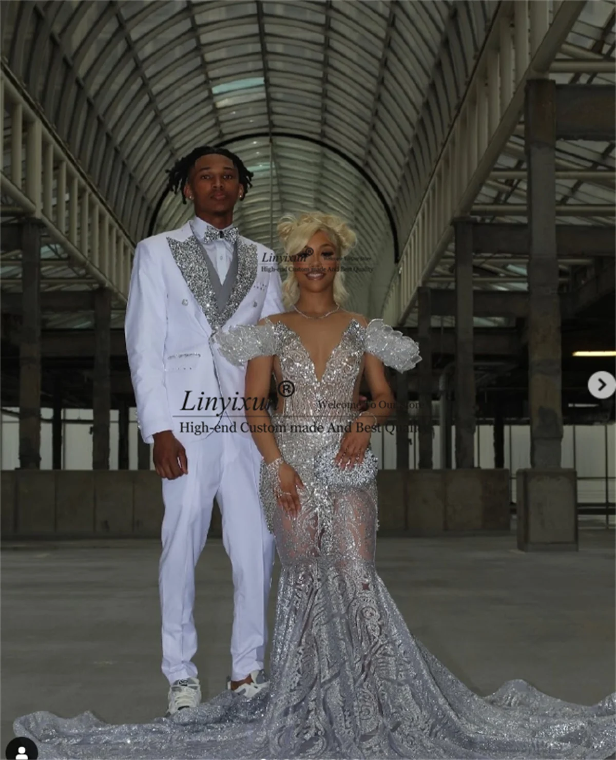Sparkly Jewelry Ornament Men Suit Slim Fit Business Costume Homme 3 Piece Set Male Prom Blazers Customized Wedding Groom Tuxedos
Sparkly Jewelry Ornament Men Suit Slim Fit Business Costume Homme 3 Piece Set Male Prom Blazers Customized Wedding Groom Tuxedos