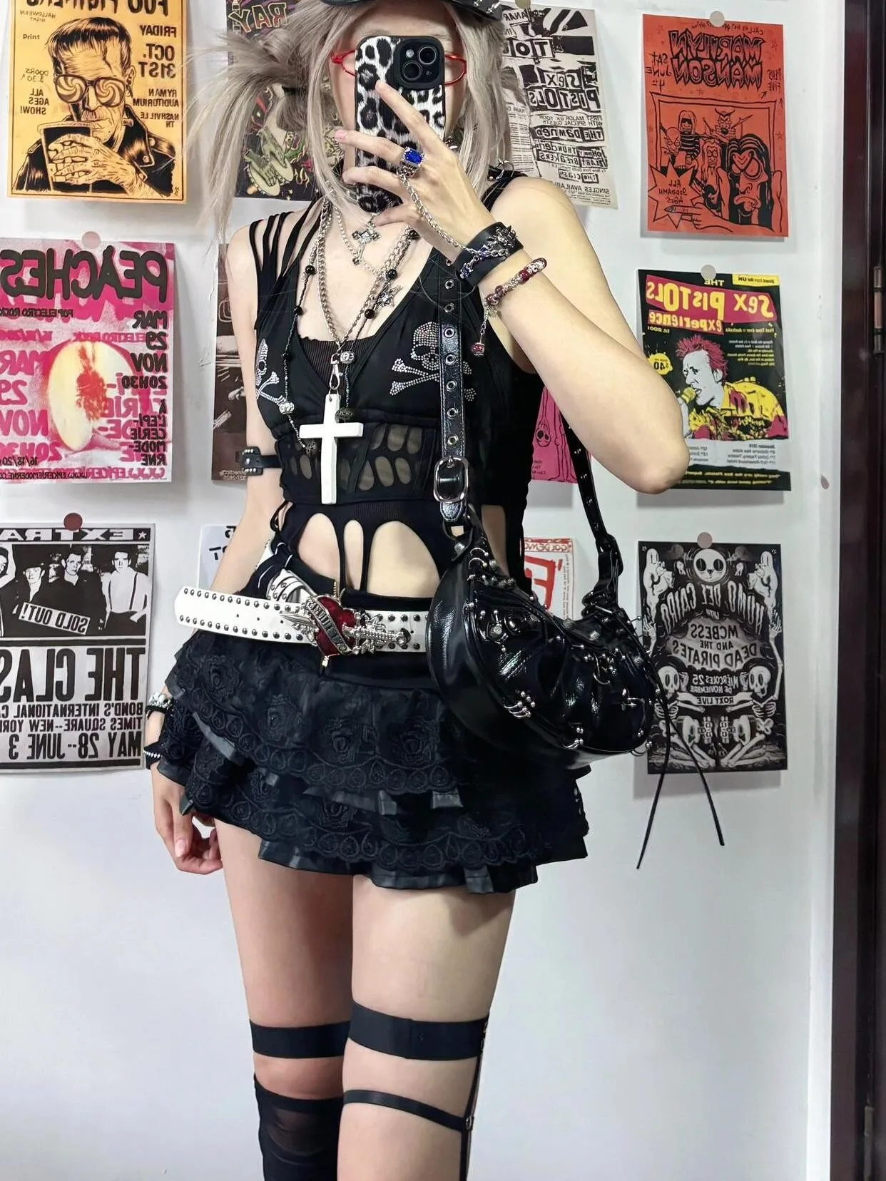 Low-Waist Cake f-Skirt Women's Spring Summer Spicy Y2K Bodycon PU Leather Patchwork ort Skirt Cultural Clothing
Low-Waist Cake f-Skirt Women's Spring Summer Spicy Y2K Bodycon PU Leather Patchwork ort Skirt Cultural Clothing