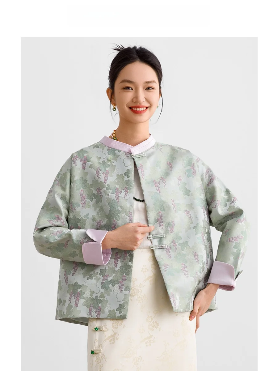 ROCO Новая китайская серия Sle с вышитым узором в виде апавы, блестящий шелковый топ Jaet, длинное пальто из атласной поверхности прямого кроя
ROCO Новая китайская серия Sle с вышитым узором в виде апавы, блестящий шелковый топ Jaet, длинное пальто из атласной поверхности прямого кроя